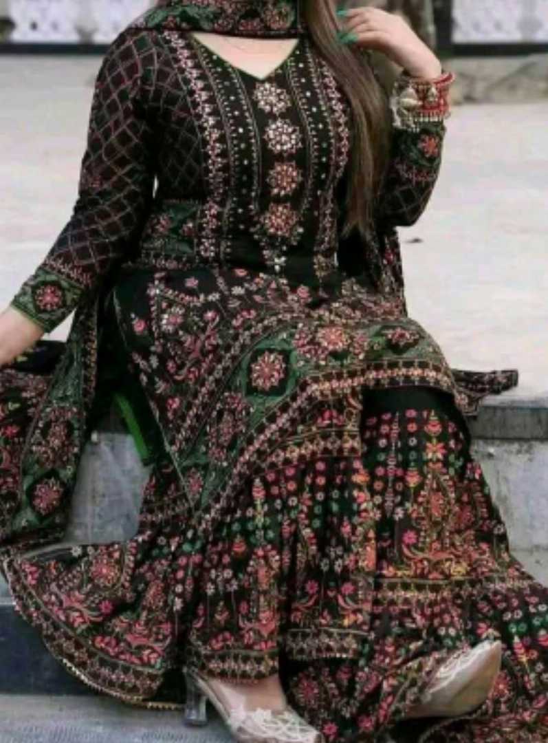 Stylish,Sarara,Three,Piece